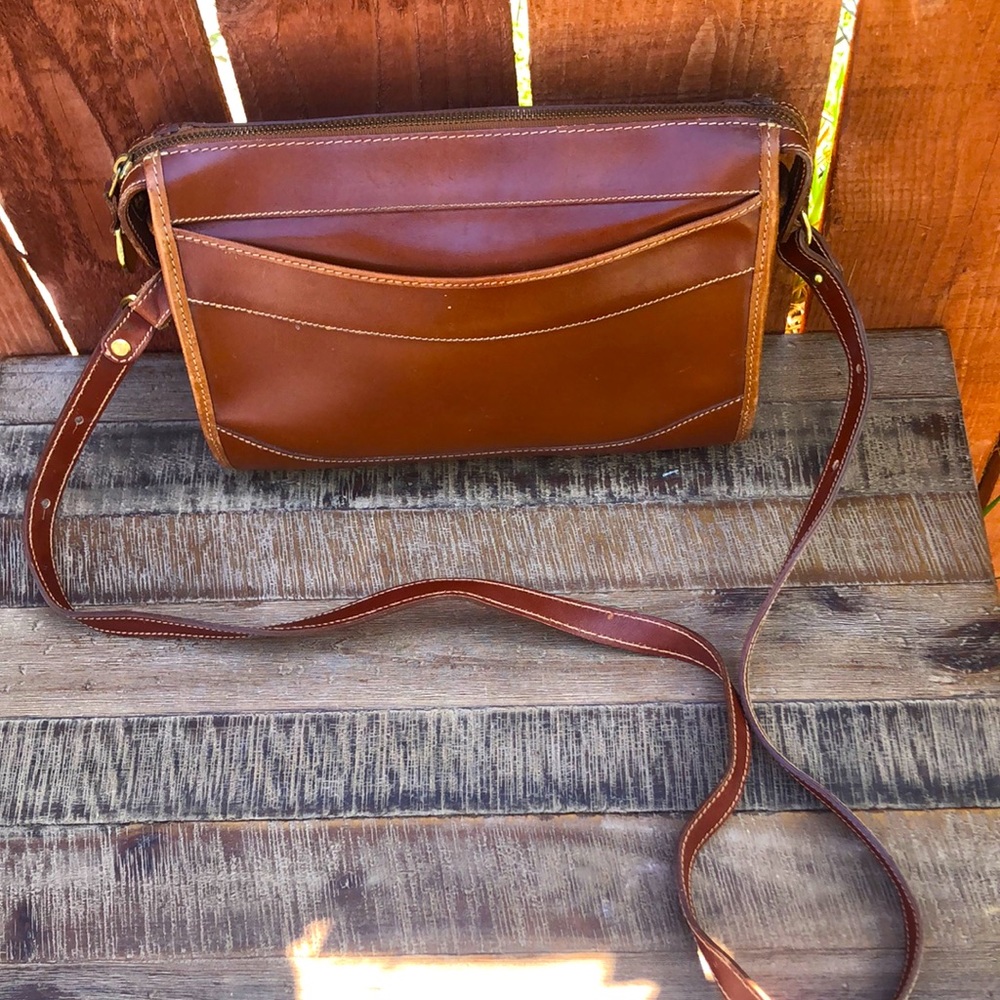 Brahmin vintage leather crossbody bag in good vintage condition
